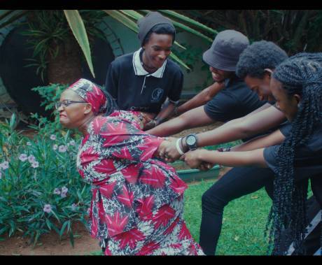 Žena, která dráždila leoparda